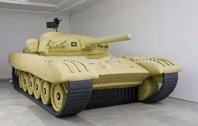 博尔塔拉大型军用坦克车